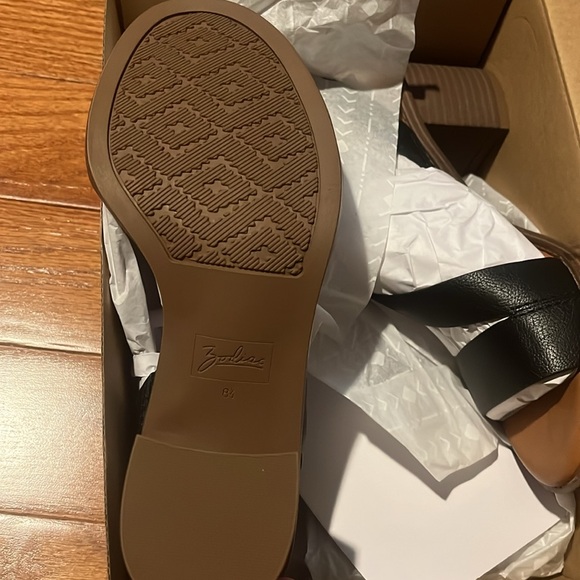 NWT Black Zodiac Ivy sandals - Picture 5 of 5